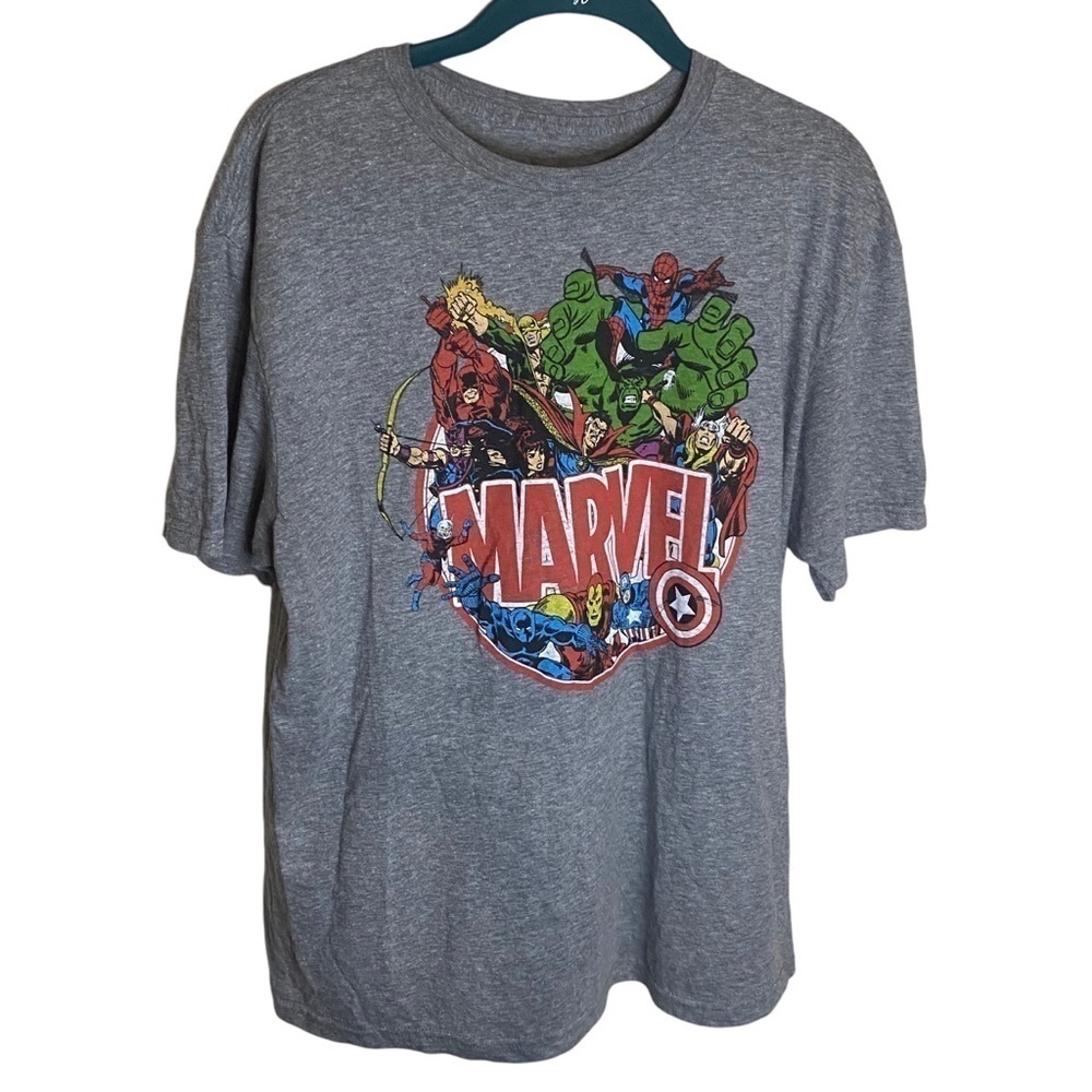 Marvel graphic tee size Large - Picture 4 of 10
